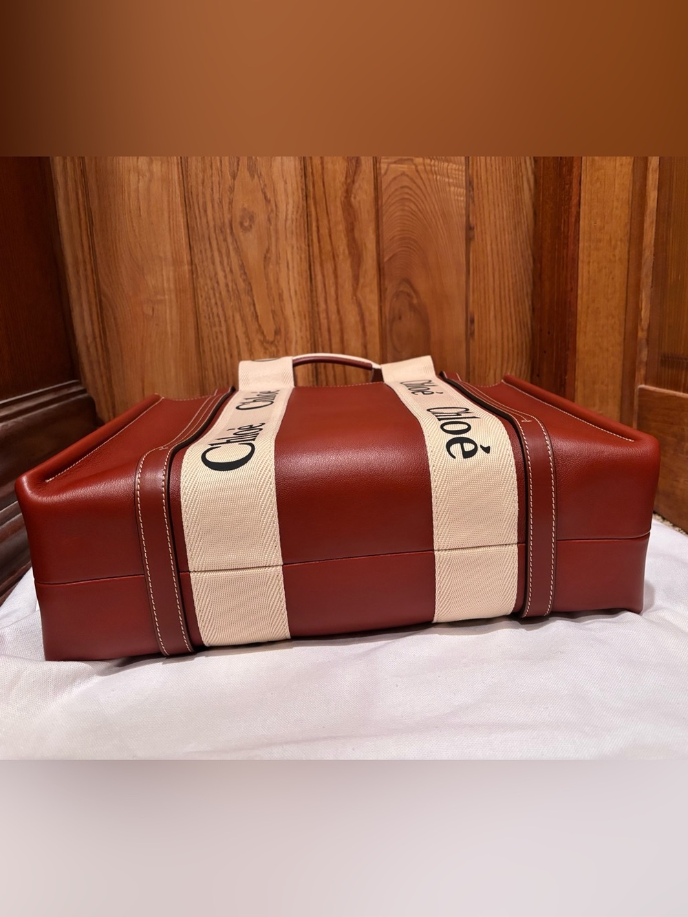 Chloe woody medium leather tote Brand New-Never Used - Picture 3 of 6